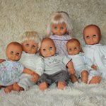 Босоногая малышня