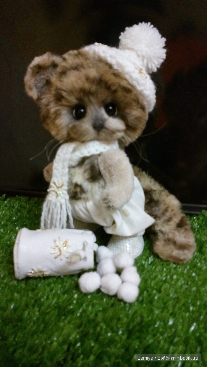 Люк маленький снежный барс (фото 2)