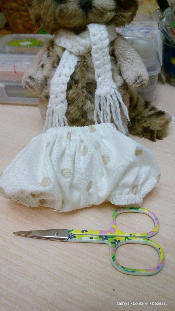 Люк маленький снежный барс