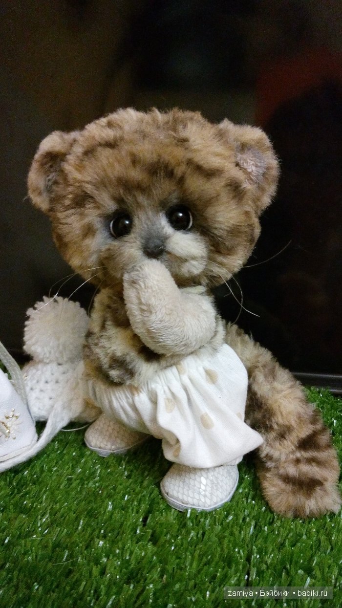 Люк маленький снежный барс (фото 4)