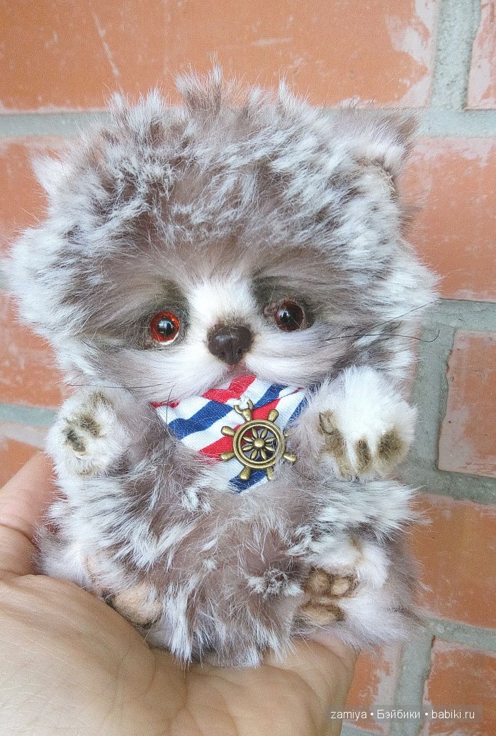 Марсель - котенок с Золотой рыбкой. Игрушка ручной работы (фото 2)