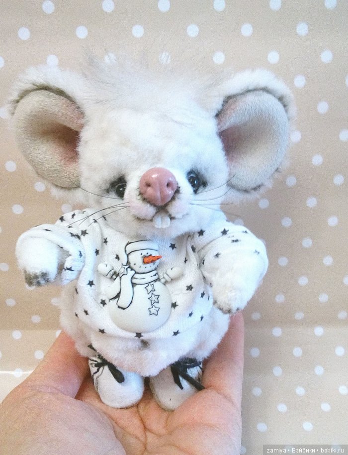 Хрумка - веселый мышонок. Авторская игрушка ручной работы (фото 3)