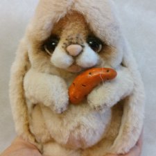 Зося - предновогодняя зайка. Авторская игрушка ручной работы