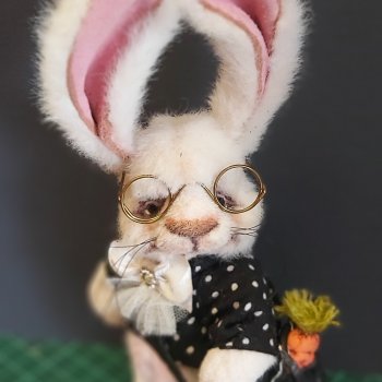 Белый кролик Знайка