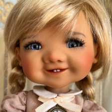 Продаю совершенно новую улыбашку Джиджи в цвете тан (Giggi tan) от Meadow dolls