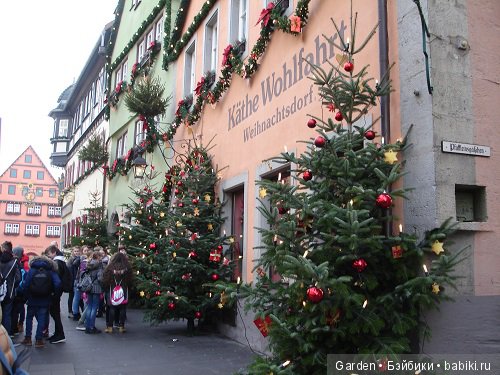 Любовь к ёлочным игрушкам, или путешествие за кратковременной красотой