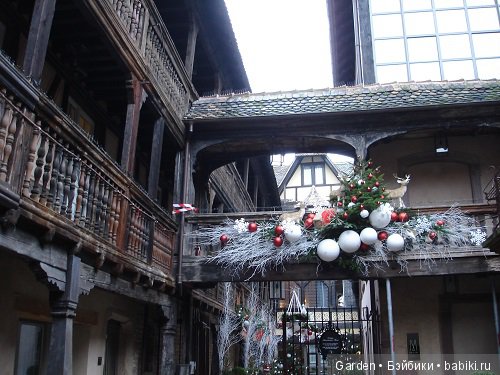 Любовь к ёлочным игрушкам, или путешествие за кратковременной красотой