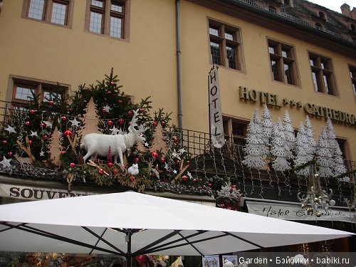 Любовь к ёлочным игрушкам, или путешествие за кратковременной красотой