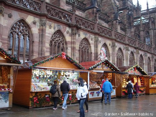 Любовь к ёлочным игрушкам, или путешествие за кратковременной красотой