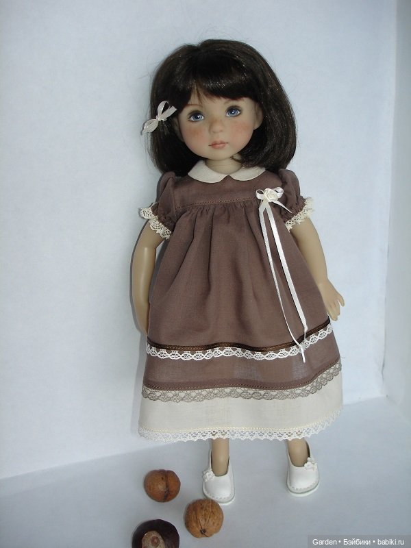 Платья для Little Darlings: батист, кружева, розочки и ленточки