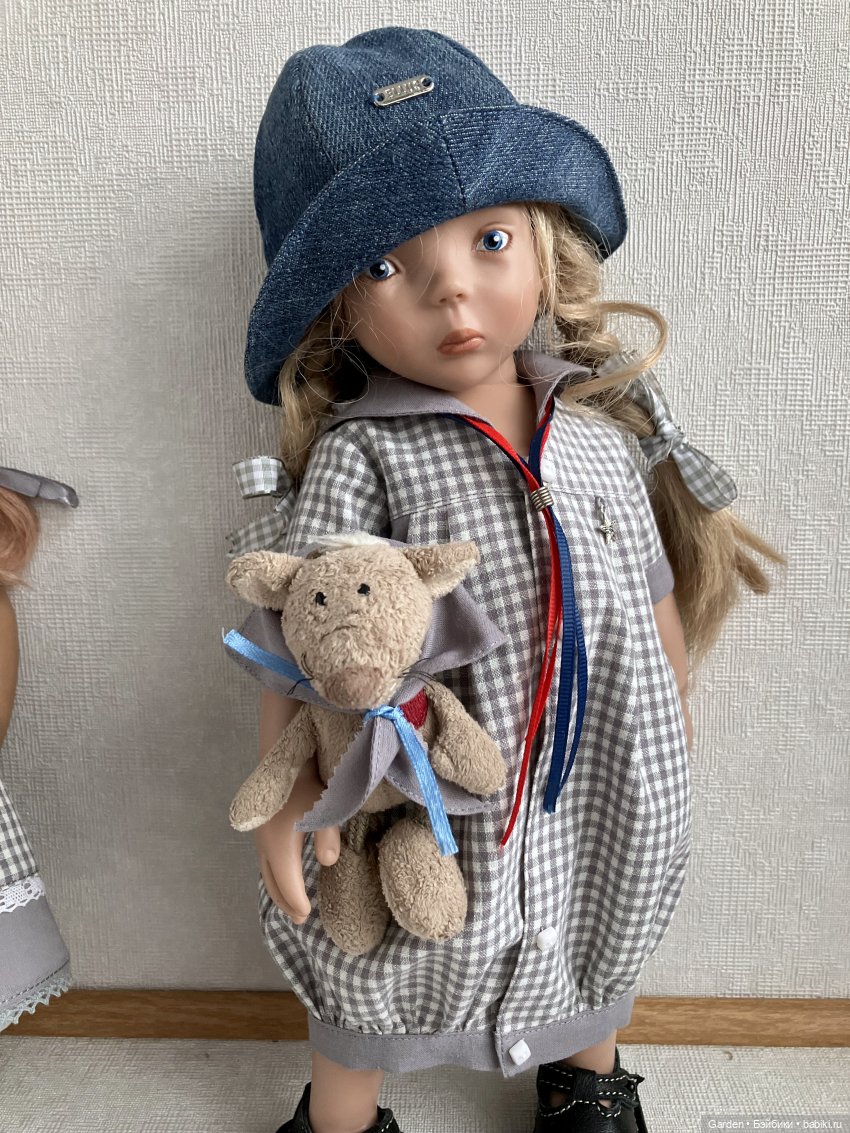 Всюду клеточка — Одежда и обувь для кукол своими руками: фото