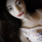Продам фарфоровую шарнирную куклу W Arts