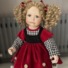 Кукла фарфоровая Oncrown Collection