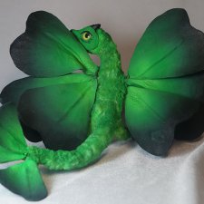 Клеверные драконы. Игрушки ручной работы