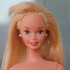 Teacher Barbie 1995