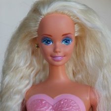 Locket Surprise Barbie 1993