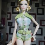 Mizi Valley of the Dolls Глория