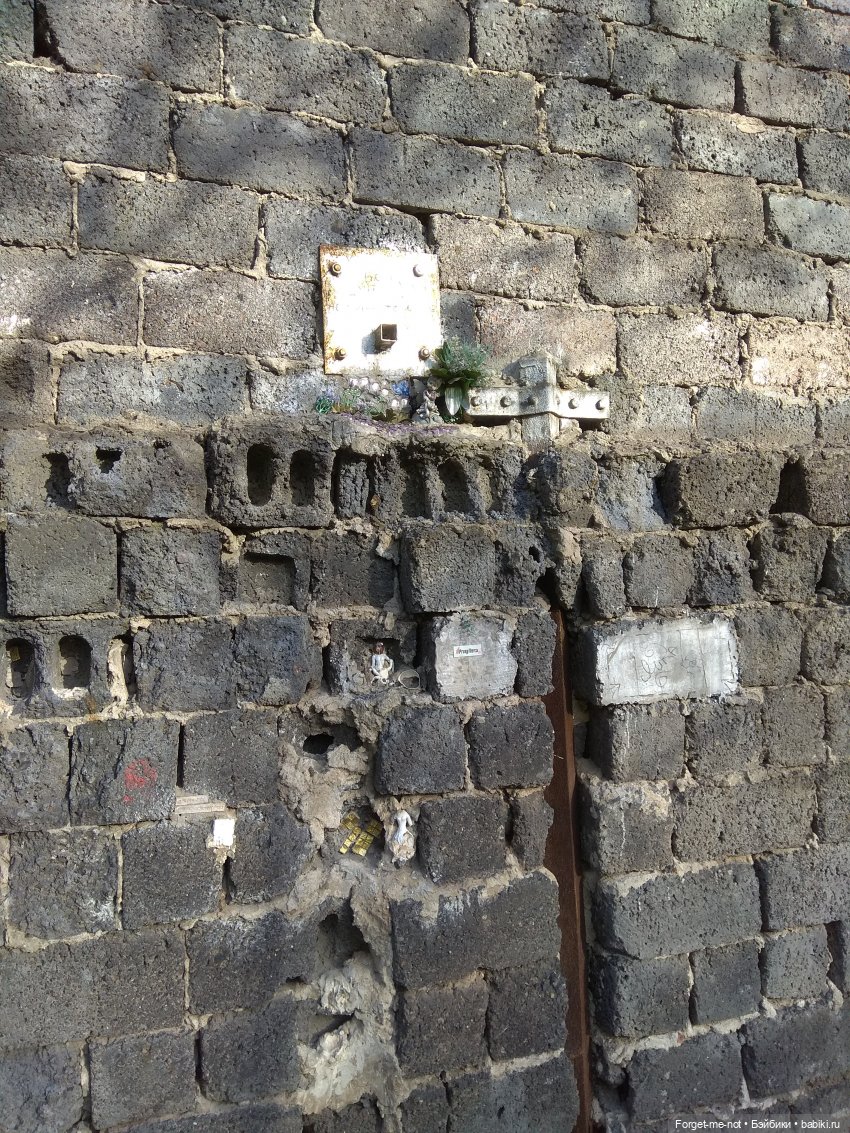 Кукла как стрит-арт объект (фото 3)