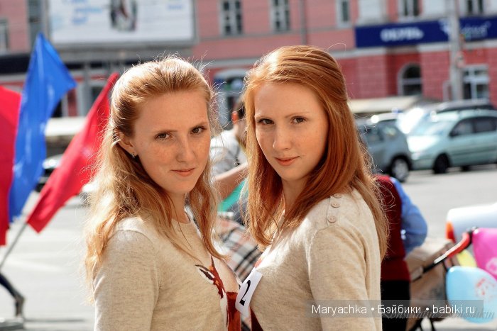 парад близнецов в Барнауле