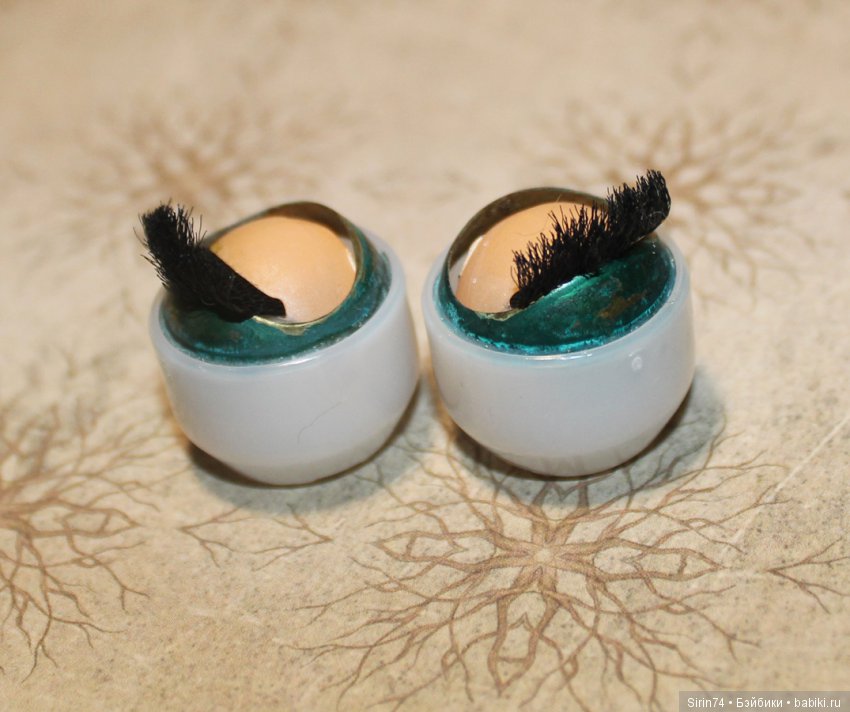 Как перекрасить глаза кукле ГДР