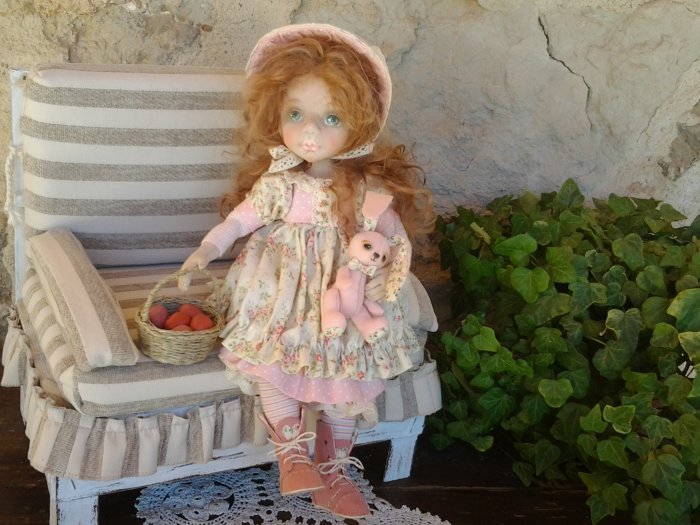 Глашенька - пасхальная текстильная девочка (фото 6)