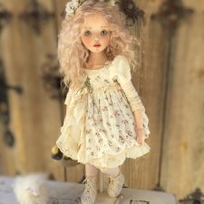 Текстильная кукла - душа, завернутая в ткань. "Девочка с овечкой"