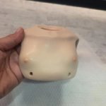 Грудная фарфоровая пластина от Mundia collection