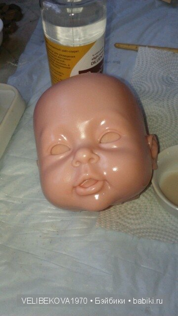 Первый слой краски нанесен