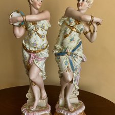 Статуэтки из бисквитного фарфора. Танец дня и ночи . 49 см Германия Статуэтки из бисквитного фарфора. Танец дня и ночи . 49 см Германия