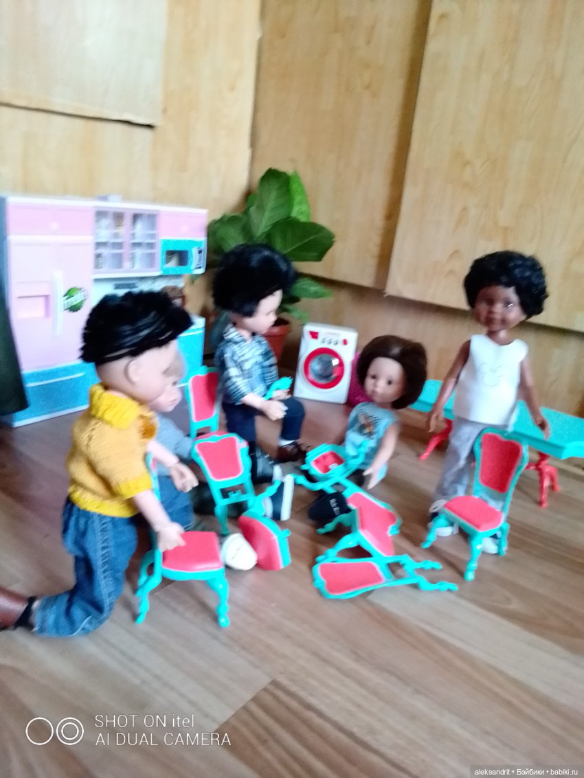 И снова мебель , или как мои мальчишки стулья собирали (фото 3)