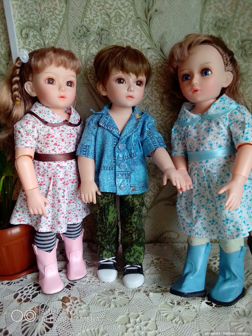 Принцессы и мальчик... или не совсем обычные куклы (фото 7)