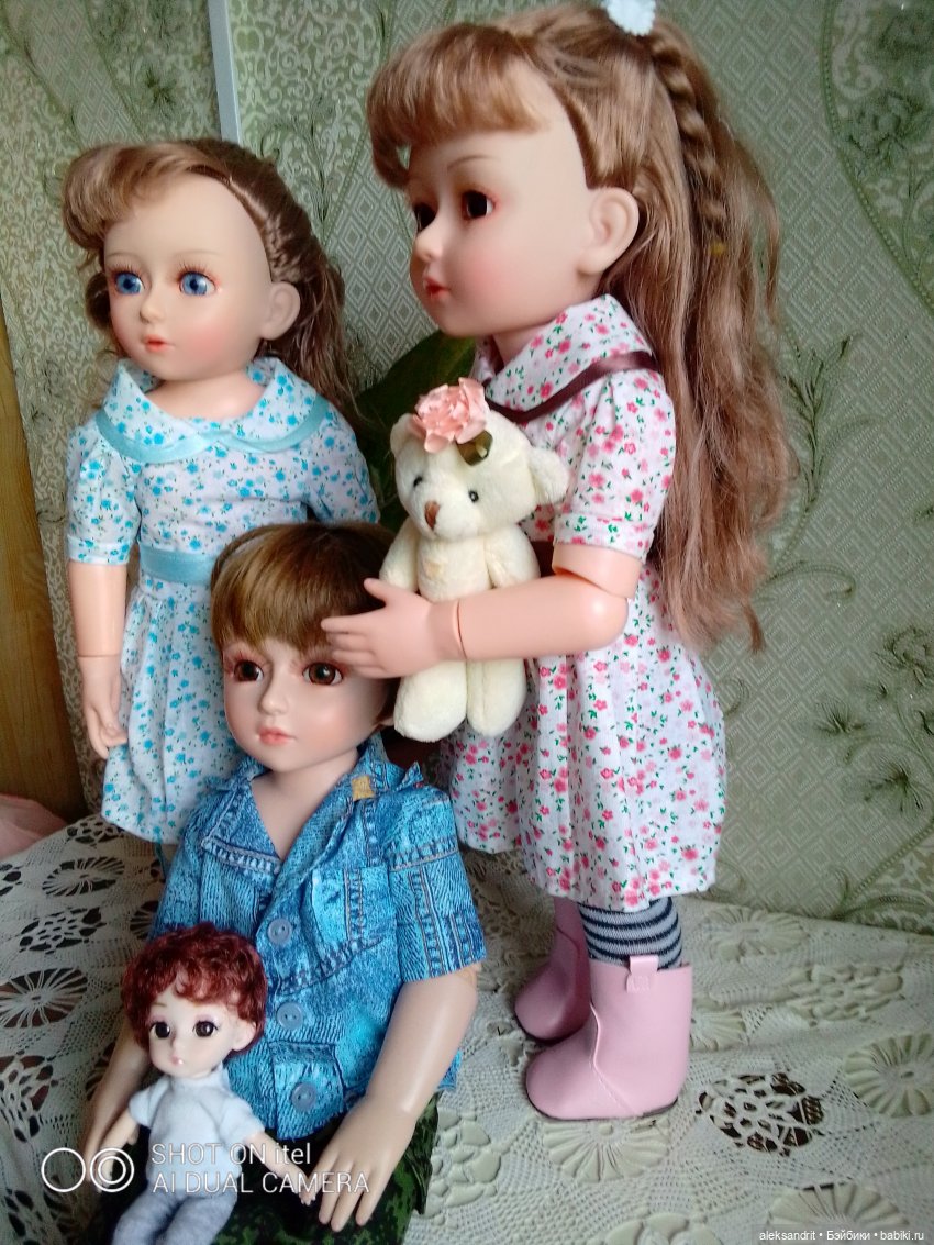 Принцессы и мальчик... или не совсем обычные куклы