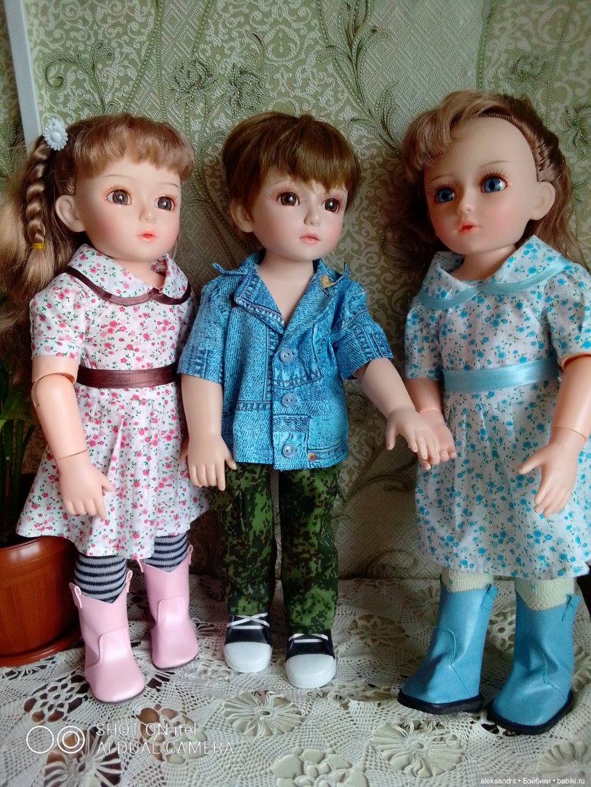 Принцессы и мальчик... или не совсем обычные куклы (фото 5)