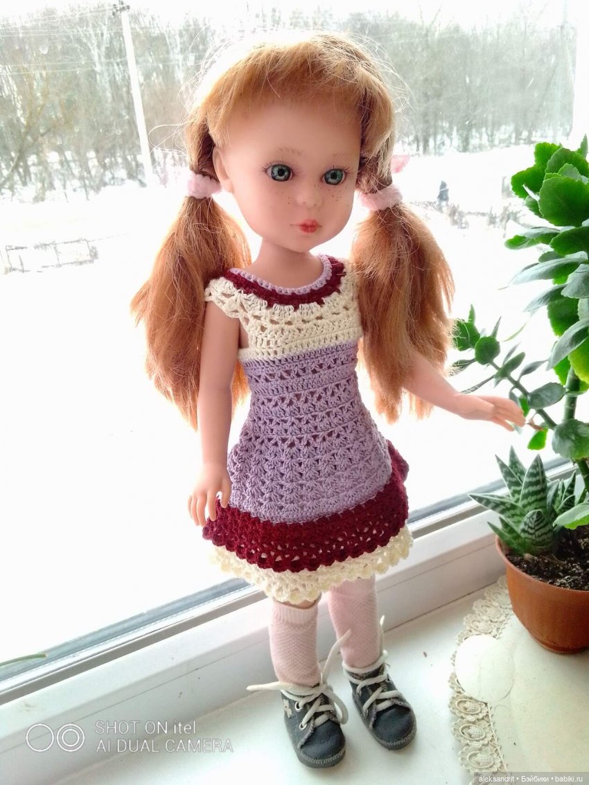 Прогулка по зимнему лесу ...и пора показать кукол и их наряды