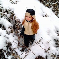 Прогулка по зимнему лесу ...и пора показать кукол и их наряды