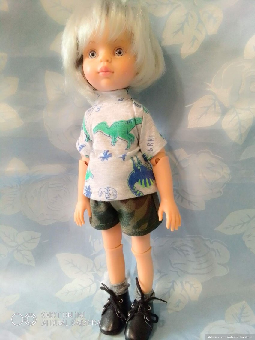 Мои куклы, начало показа моих кукложителей......паолки ..Мальчишки тоже любят наряжаться