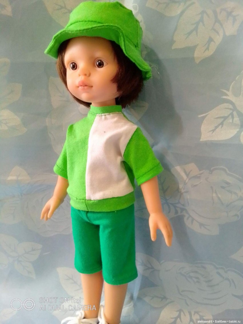 Мои куклы, начало показа моих кукложителей......паолки ..Мальчишки тоже любят наряжаться