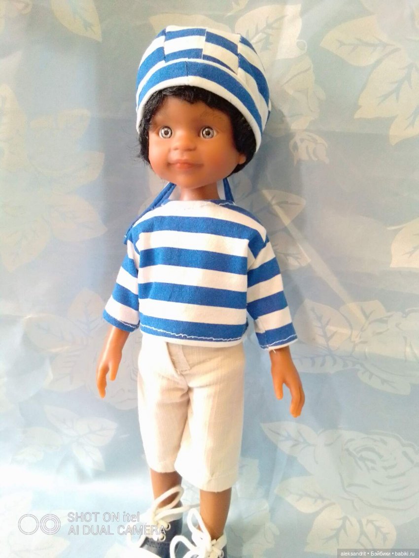 Мои куклы, начало показа моих кукложителей......паолки ..Мальчишки тоже любят наряжаться