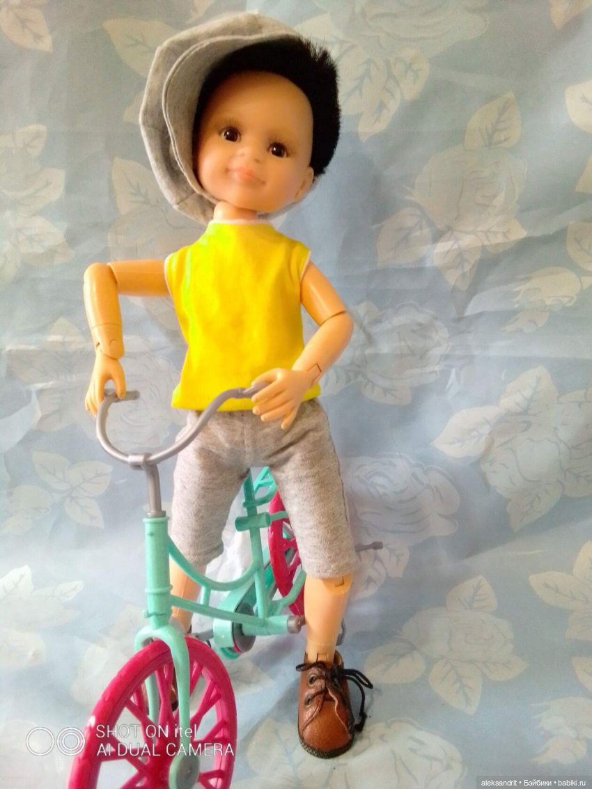 Мои куклы, начало показа моих кукложителей......паолки ..Мальчишки тоже любят наряжаться (фото 9)