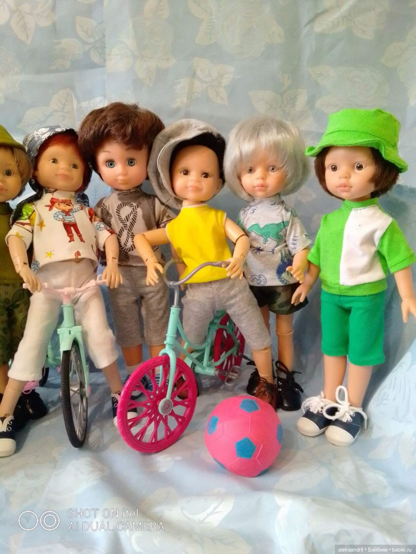 Мои куклы, начало показа моих кукложителей......паолки ..Мальчишки тоже любят наряжаться (фото 4)