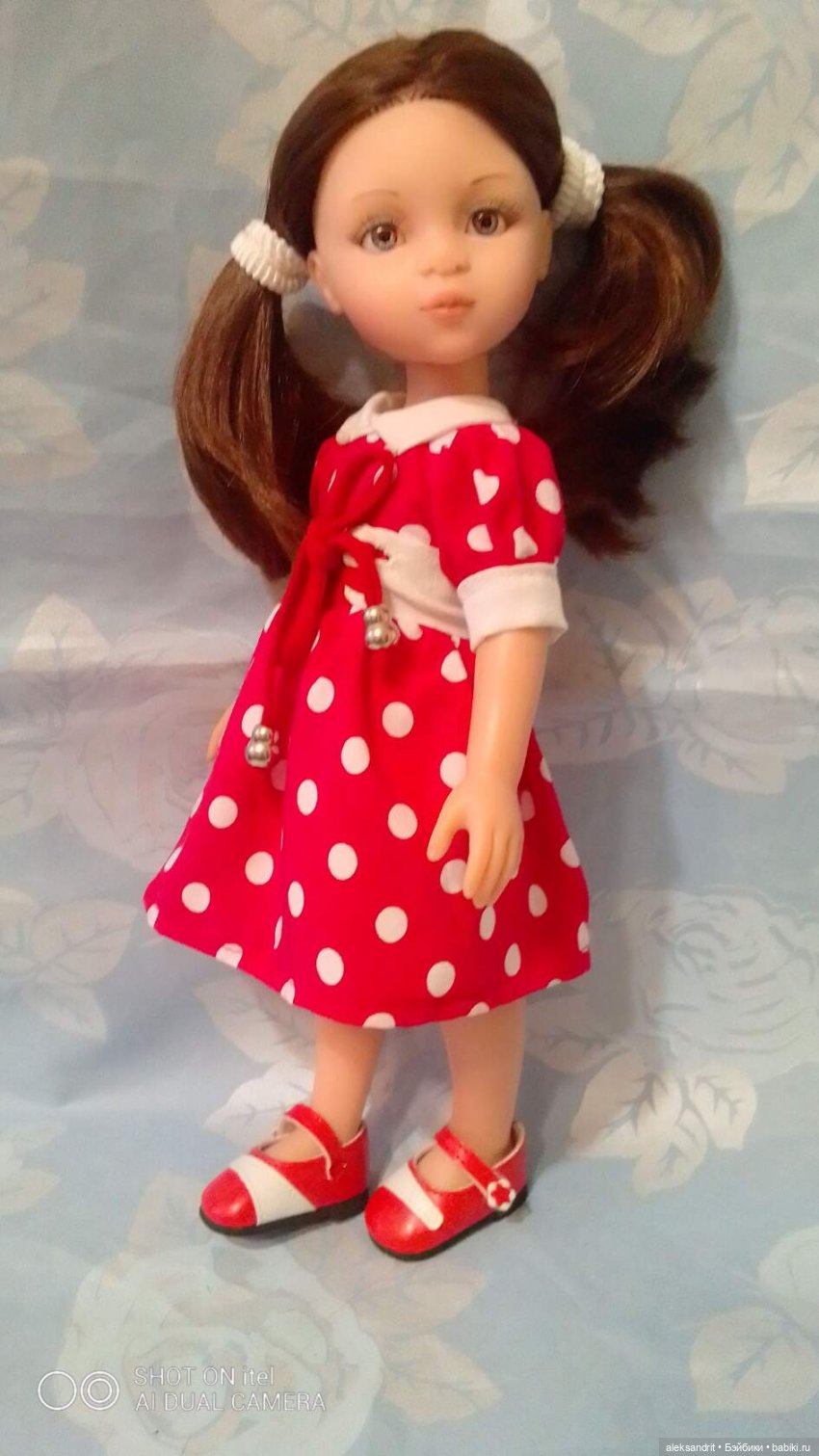 Мои куклы, начало показа моих кукложителей......паолки .Парад девчонок ....,часть 3 ,платьица в горошек (фото 6)
