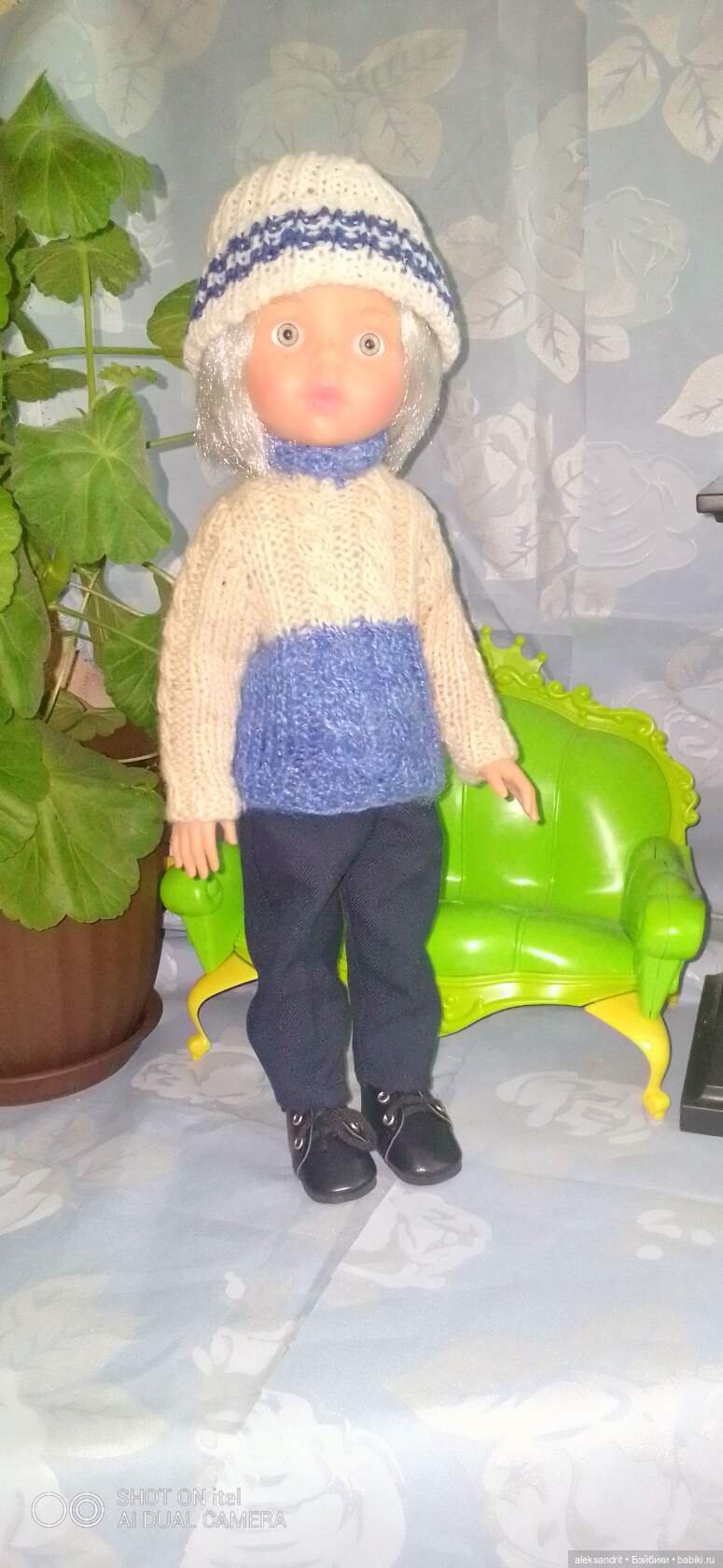 Вязанные наряды для кукол......утеплились (фото 9)