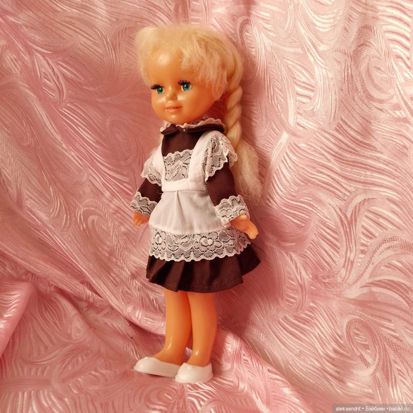 Не знаю зачем, но я ее купила - кукла Ленигрушка