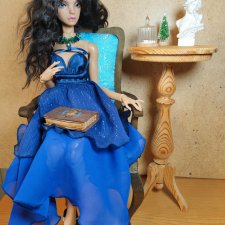 Кресло и столик, для кукол 1/4 БЖД дерево