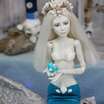 Про русалок.