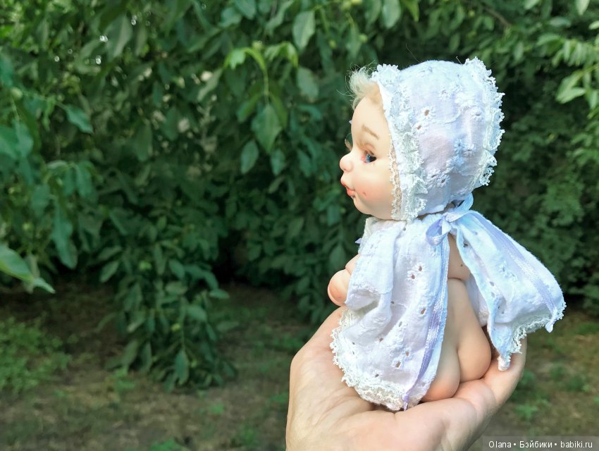 Куклы БЖД бывают младенцами, или крестильный наряд для Агули (фото 6)