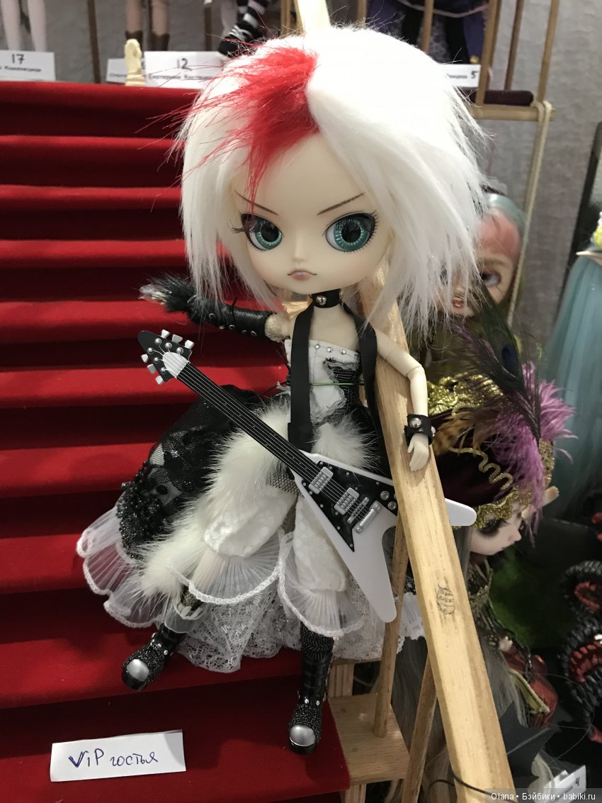 Осеняя выставка «Модна лялька» в Киеве