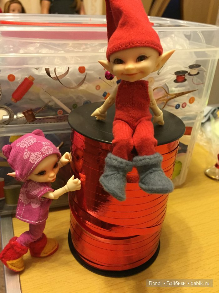 Маленькое новогоднее приключение моих малышей Матвея и Снежинки