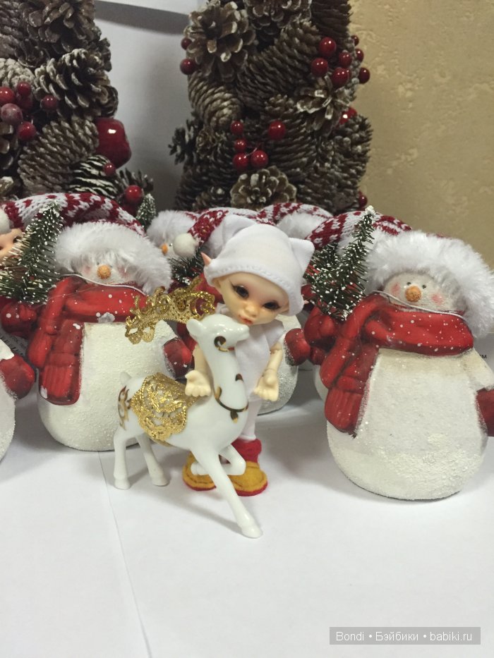 Маленькое новогоднее приключение моих малышей Матвея и Снежинки