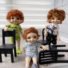 Когда у малышей появились  свои стульчики